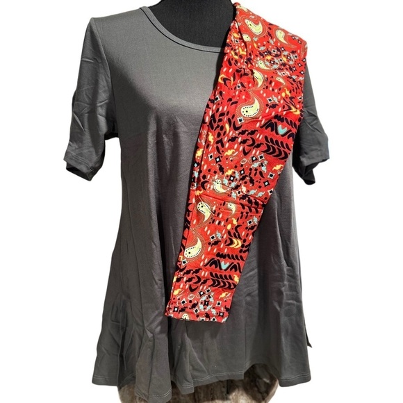 LulaRoe Perfect T Swing Top Small (8,10,12,14) & OS Leggings 2-10 Red Bundle Set - Picture 14 of 15